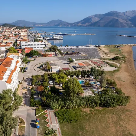 Summery Hotel Lixouri