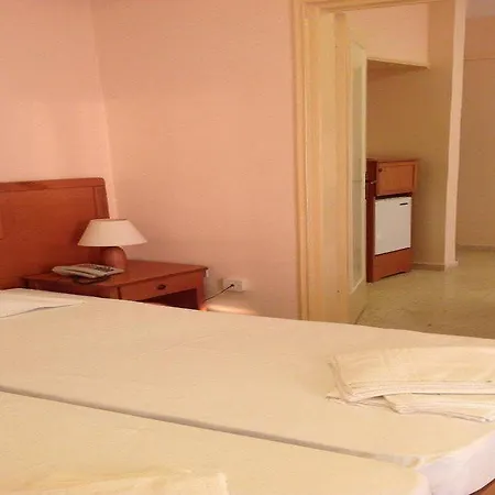 Hotel Summery
